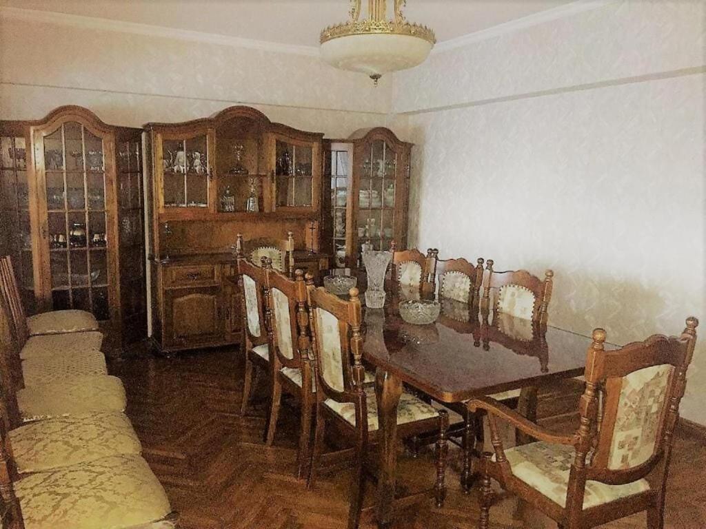 Spacious And Cozy Ташкент Екстериор снимка