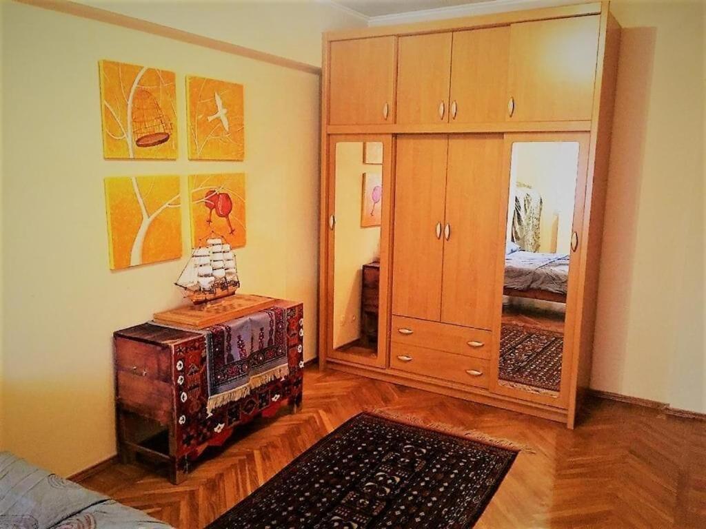 Spacious And Cozy Ташкент Екстериор снимка